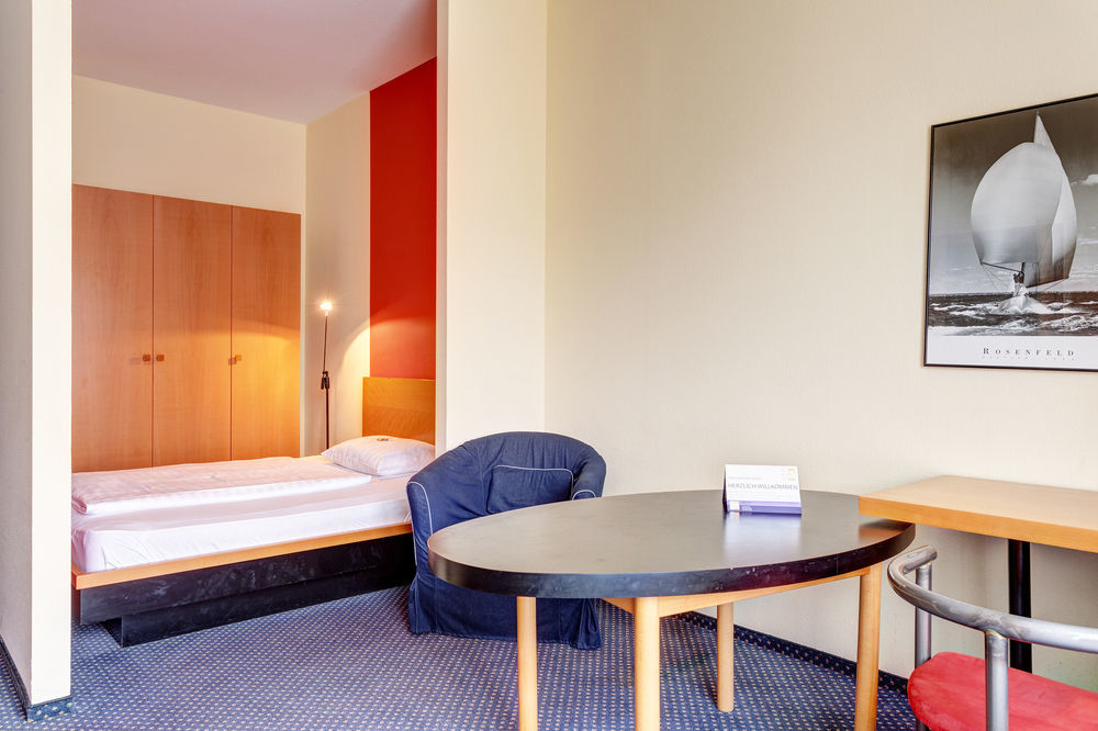 Plaza Suites Rüsselsheim Buitenkant foto
